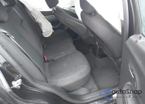 2016 Chevrolet Trax 1Ls z USA, uszkodzony, nr VIN KL7CJNSB1GB586967